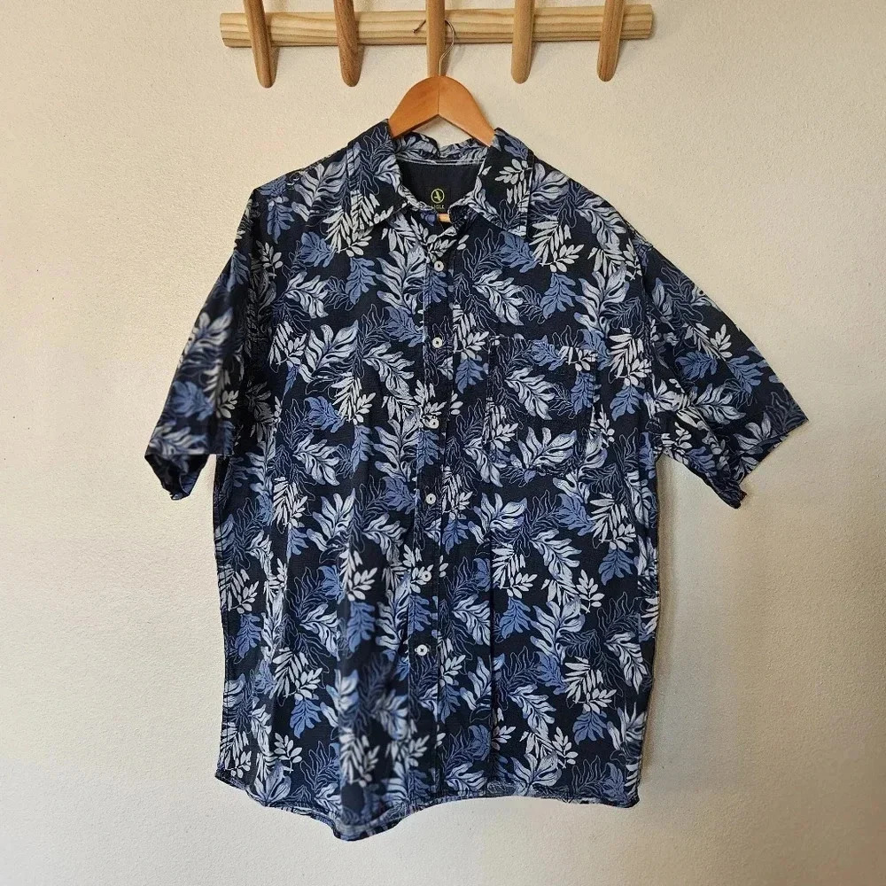 Aigle Mens XL Hawaiian Shirt Blue Floral Tropical Underwater Button Down - Picture 4 of 11